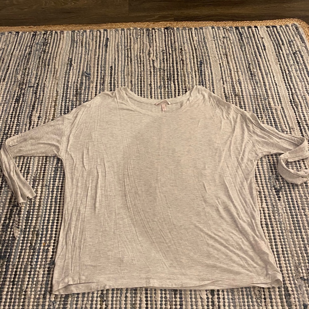 Victoria’s Secret Long Sleeve Gray T. Sz L.